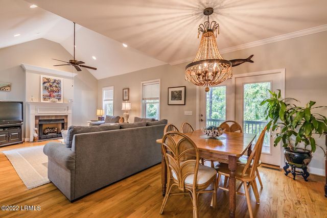 35 Lakeview Lane, Harbor Island, SC 29920