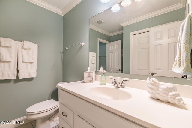 35 Lakeview Lane, Harbor Island, SC 29920