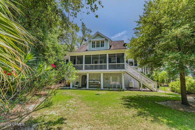 35 Lakeview Lane, Harbor Island, SC 29920