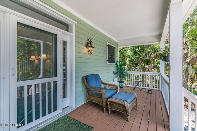 35 Lakeview Lane, Harbor Island, SC 29920