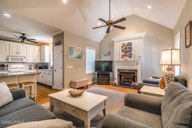 35 Lakeview Lane, Harbor Island, SC 29920