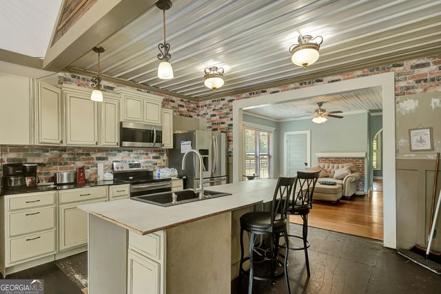 198 Matbeth Road, Barnesville, GA 30204