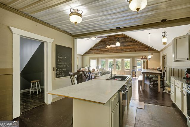 198 Matbeth Road, Barnesville, GA 30204