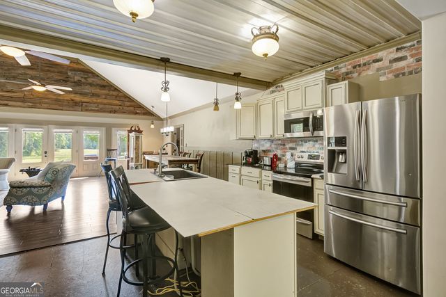 198 Matbeth Road, Barnesville, GA 30204