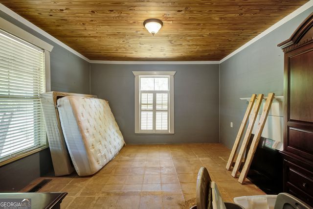 198 Matbeth Road, Barnesville, GA 30204