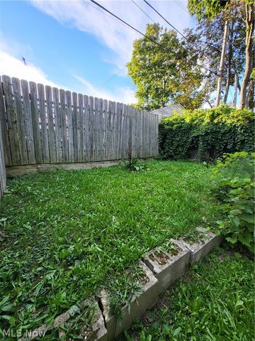 4050 Fulton Road, Cleveland, OH 44144