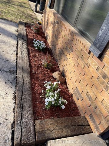 223 Beshirs Road, Hendrix, OK 74741