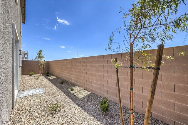 233 VEGAS VERDE Avenue, North Las Vegas, NV 89031