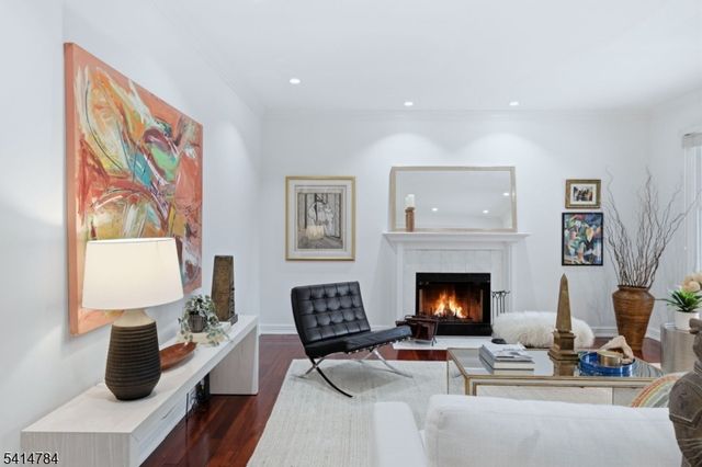 637 Inwood Ln, South Orange Village Twp., NJ 07079