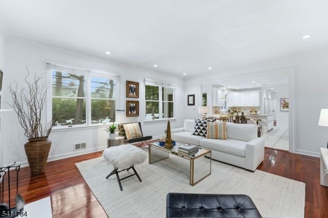 637 Inwood Ln, South Orange Village Twp., NJ 07079