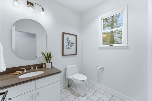 637 Inwood Ln, South Orange Village Twp., NJ 07079