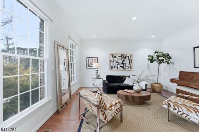 637 Inwood Ln, South Orange Village Twp., NJ 07079