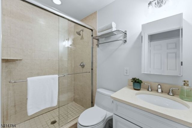 637 Inwood Ln, South Orange Village Twp., NJ 07079