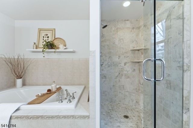 637 Inwood Ln, South Orange Village Twp., NJ 07079