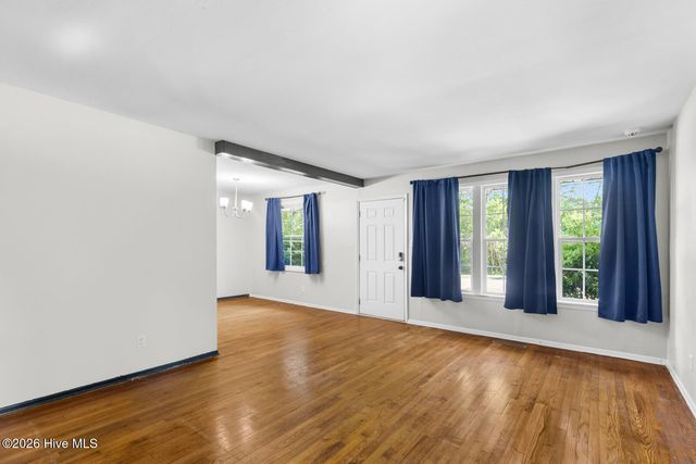 807 River Street, Jacksonville, NC 28540