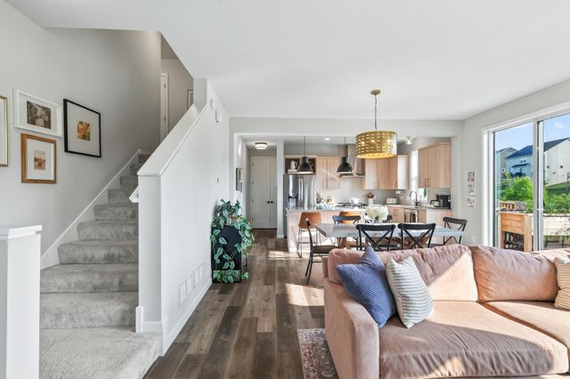 10110 Harvest Trail, Victoria, MN 55318