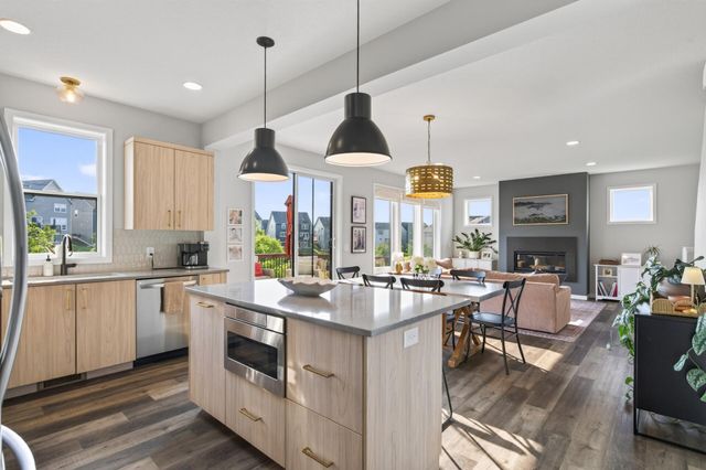 10110 Harvest Trail, Victoria, MN 55318