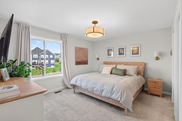 10110 Harvest Trail, Victoria, MN 55318
