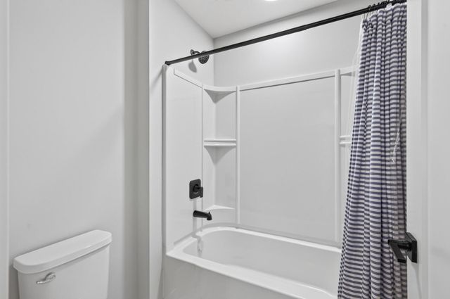 10110 Harvest Trail, Victoria, MN 55318