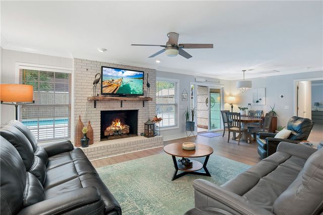 303 Wymberly Road, St Simons Island, GA 31522