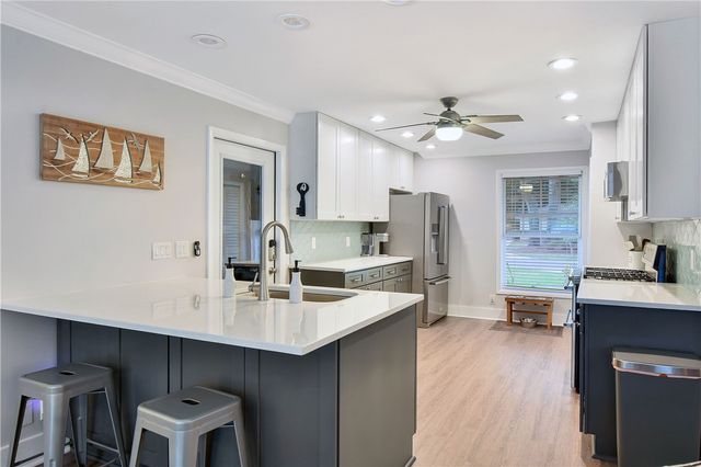 303 Wymberly Road, St Simons Island, GA 31522