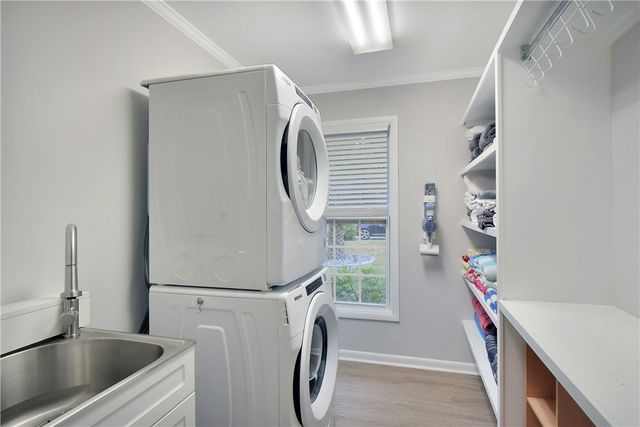 303 Wymberly Road, St Simons Island, GA 31522