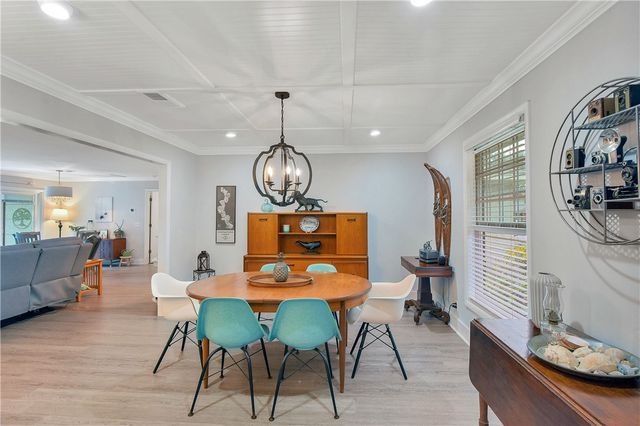 303 Wymberly Road, St Simons Island, GA 31522