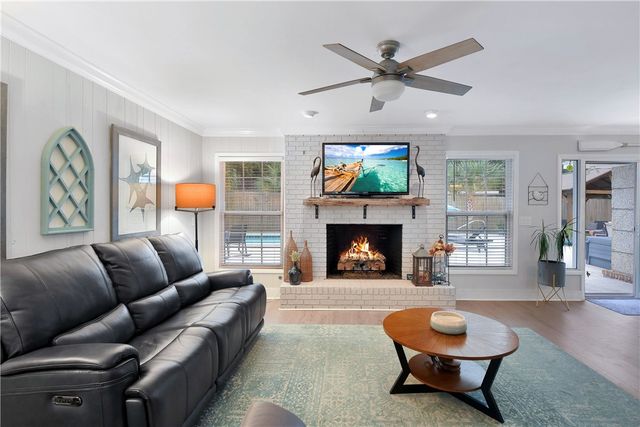 303 Wymberly Road, St Simons Island, GA 31522