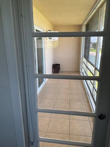 2668 Garden Drive N 312, Lake Worth, FL 33461