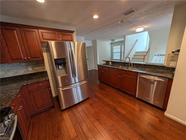 5468 Nature LN, Virginia Beach, VA 23455