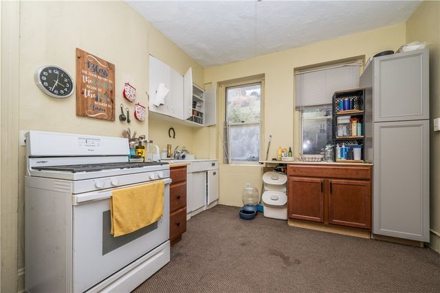 3200 Central Ave., Marshall Shadeland, PA 15212