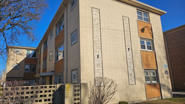 3515 S Harlem Avenue 1B, Berwyn, IL 60402