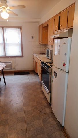 3515 S Harlem Avenue 1B, Berwyn, IL 60402