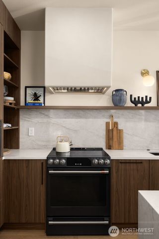 14031 Densmore Avenue N, Seattle, WA 98133