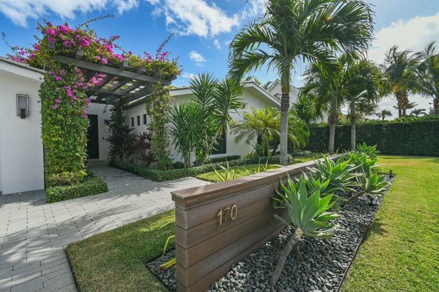 170 Beacon Lane, Jupiter Inlet Colony, FL 33469