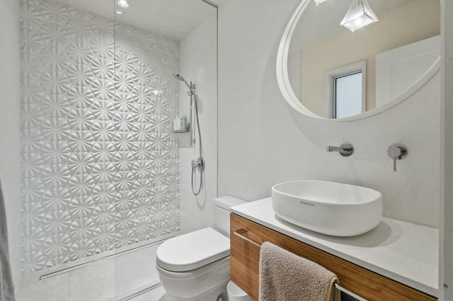 170 Beacon Lane, Jupiter Inlet Colony, FL 33469