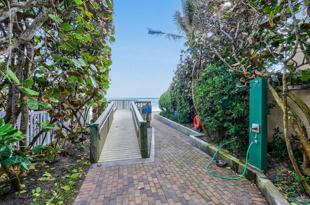 170 Beacon Lane, Jupiter Inlet Colony, FL 33469
