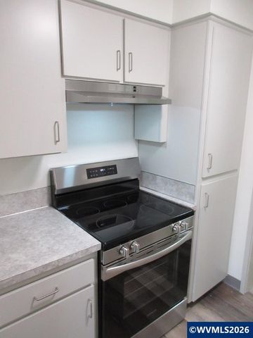 4541-4551 Chippewa Ct SE, Salem, OR 97317