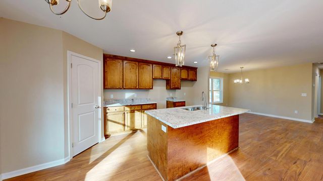 1 Ramblewood Lane, Wedgefield, SC 29168