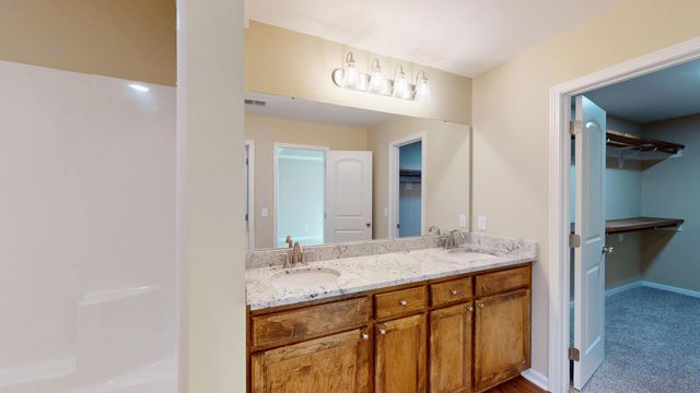 1 Ramblewood Lane, Wedgefield, SC 29168