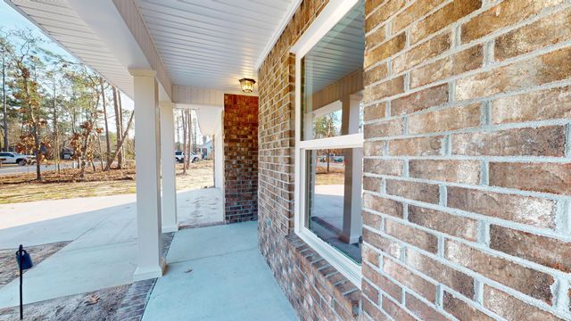 1 Ramblewood Lane, Wedgefield, SC 29168