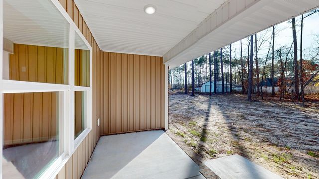 1 Ramblewood Lane, Wedgefield, SC 29168