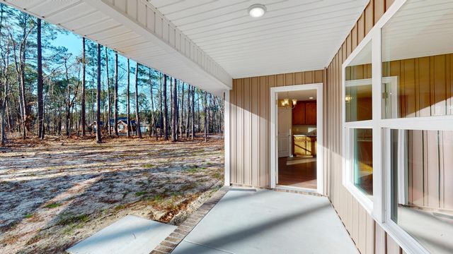 1 Ramblewood Lane, Wedgefield, SC 29168