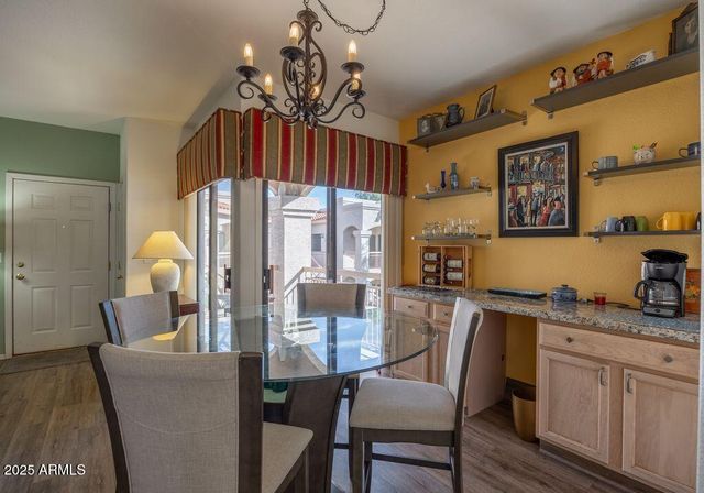 9151 W GREENWAY Road 273, Peoria, AZ 85381