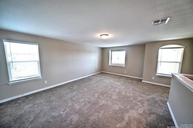 107 KYLE CV, Universal City, TX 78148