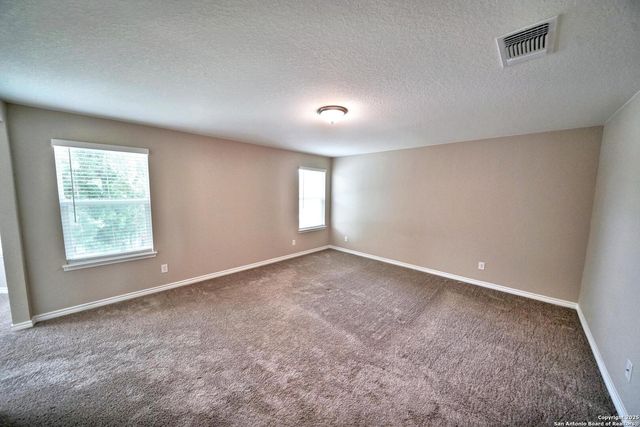 107 KYLE CV, Universal City, TX 78148