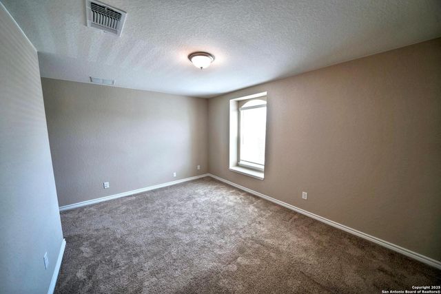 107 KYLE CV, Universal City, TX 78148