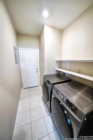 107 KYLE CV, Universal City, TX 78148