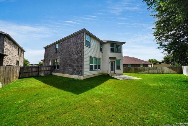 107 KYLE CV, Universal City, TX 78148