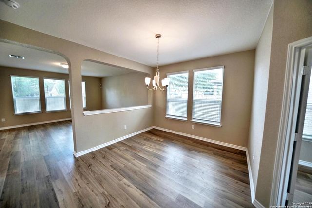 107 KYLE CV, Universal City, TX 78148